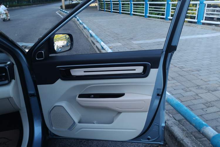 Used Geely Auto icon 2023 1.5TD Chocolate Smoothie Edition Interior 5