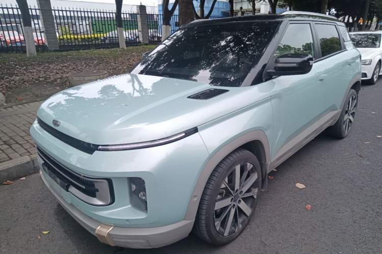 Used Geely Auto icon 2023 1.5TD Chocolate Luxe Edition Guazi used car, China used car export, Used car for sale, Used  cars, Cheapest cars for sale