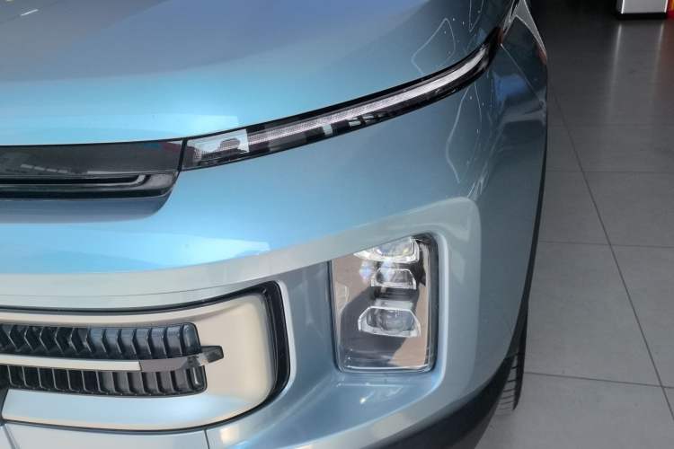 Used Geely Auto icon 2023 1.5TD Chocolate Smoothie Edition Left Front Headlight