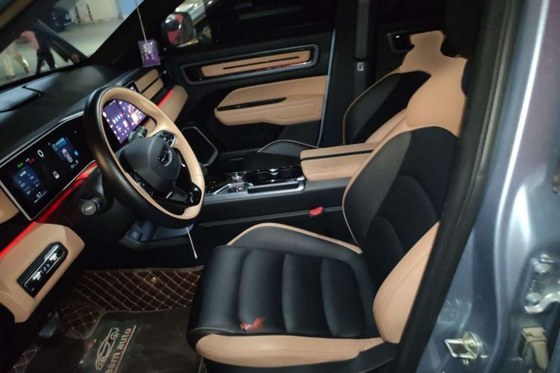 Used Geely Auto icon 2023 1.5TD Chocolate Luxe Edition Left Front Seat