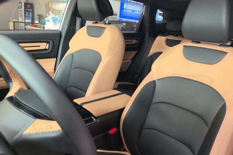 Used Geely Auto icon 2023 1.5TD Chocolate Smoothie Edition Left Front Seat