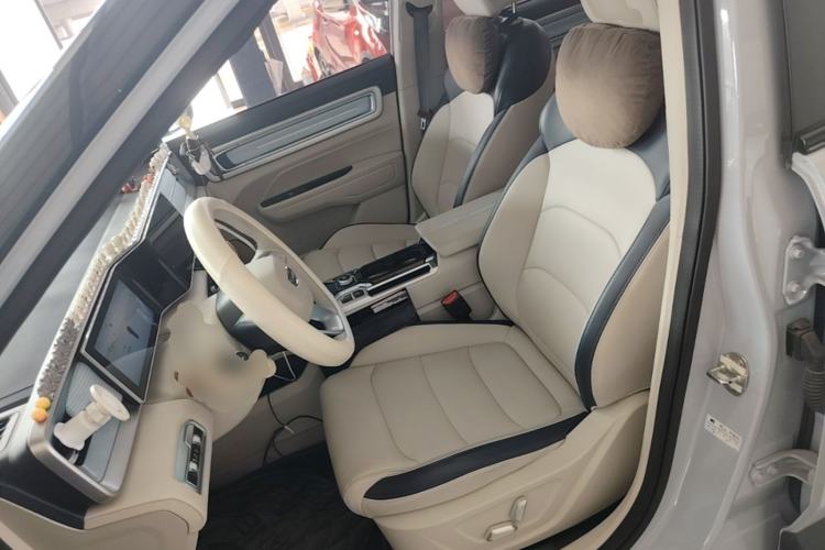 Used Geely Auto icon 2023 1.5TD Star Player Left Front Seat