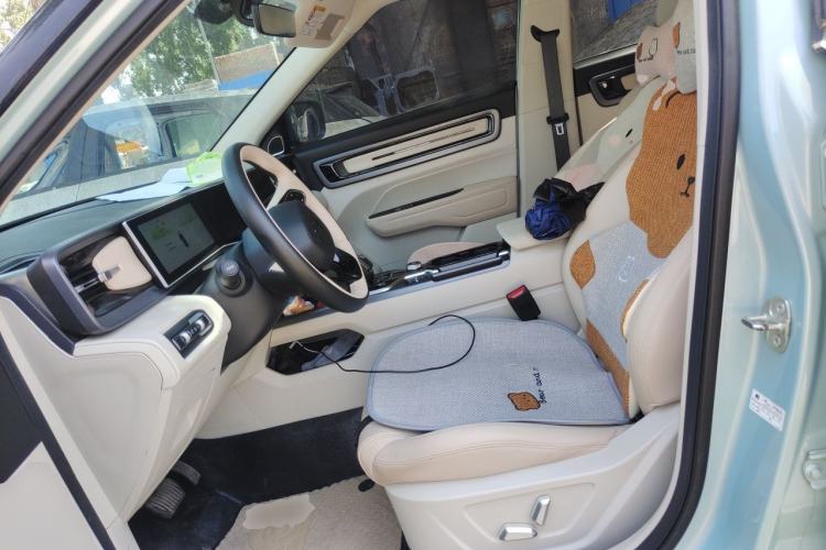 Used Geely Auto icon 2023 1.5TD Chocolate Smoothie Edition Left Front Seat