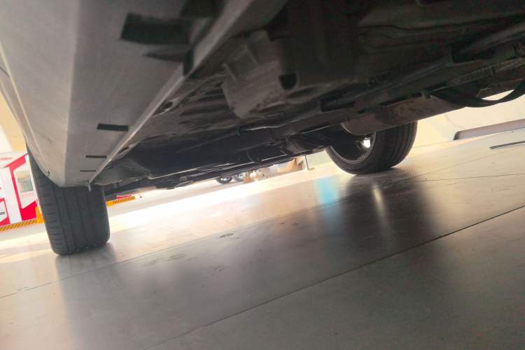 Used Geely Auto icon 2023 1.5TD Chocolate Smoothie Edition Left Side Sill
