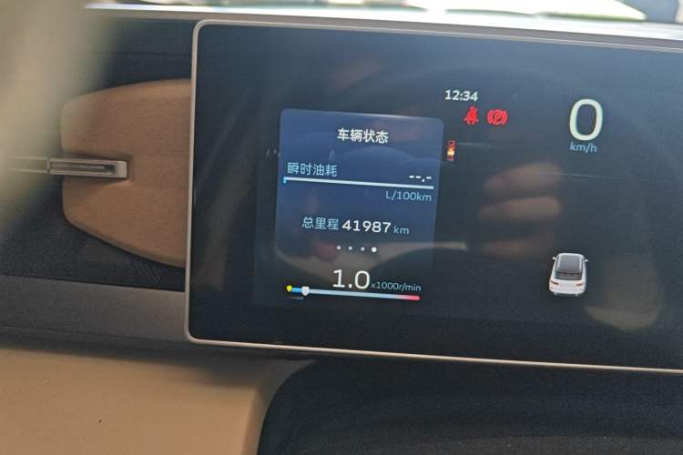 Used Geely Auto icon 2023 1.5TD Chocolate Smoothie Edition Odometer Close Up