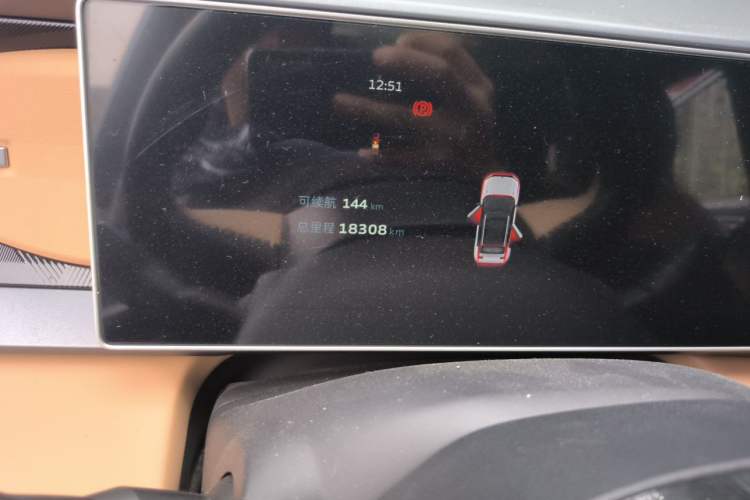 Used Geely Auto icon 2023 1.5TD Chocolate Smoothie Edition Odometer Close Up