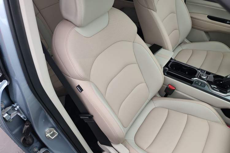 Used Geely Auto icon 2023 1.5TD Chocolate Smoothie Edition Right Front Seat