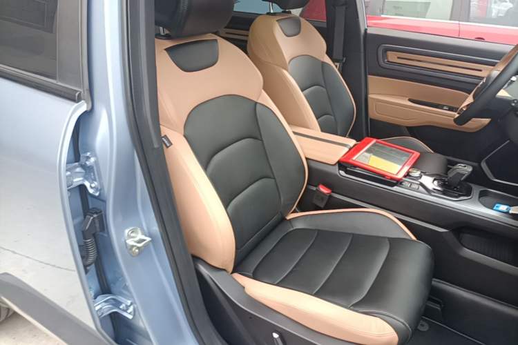 Used Geely Auto icon 2023 1.5TD Chocolate Luxe Edition Right Front Seat