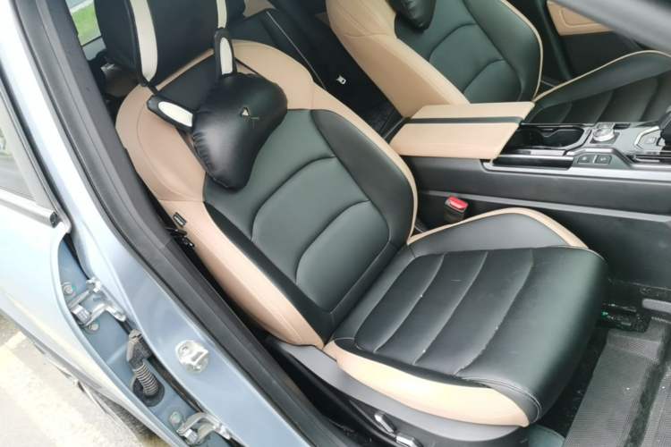 Used Geely Auto icon 2023 1.5TD Chocolate Luxe Edition Right Front Seat