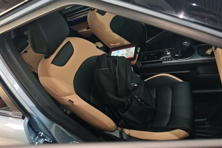 Used Geely Auto icon 2023 1.5TD Chocolate Luxe Edition Right Front Seat