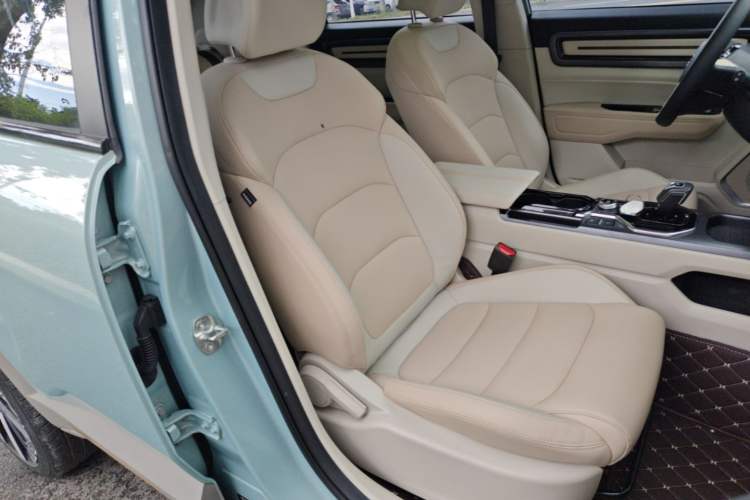Used Geely Auto icon 2023 1.5TD Chocolate Smoothie Edition Right Front Seat