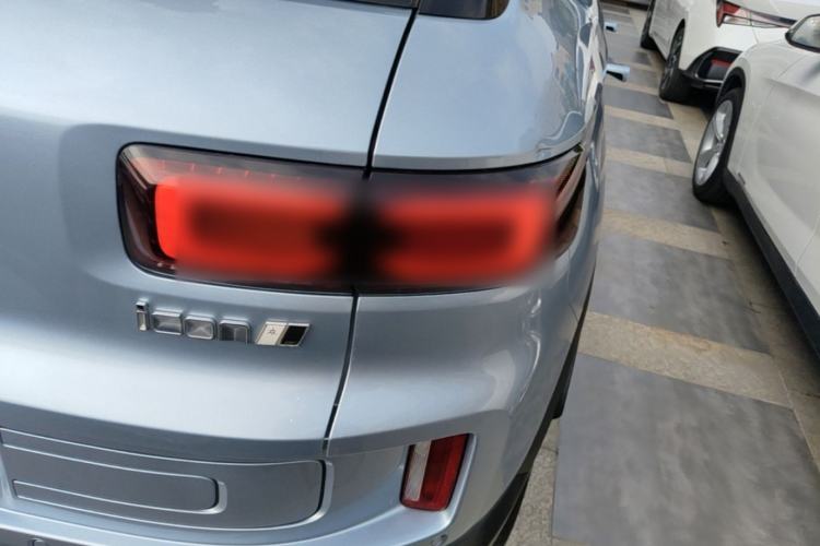 Used Geely Auto icon 2023 1.5TD Chocolate Smoothie Edition Right Rear Taillight