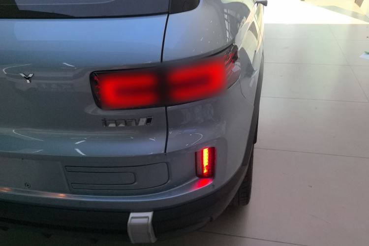 Used Geely Auto icon 2023 1.5TD Chocolate Smoothie Edition Right Rear Taillight