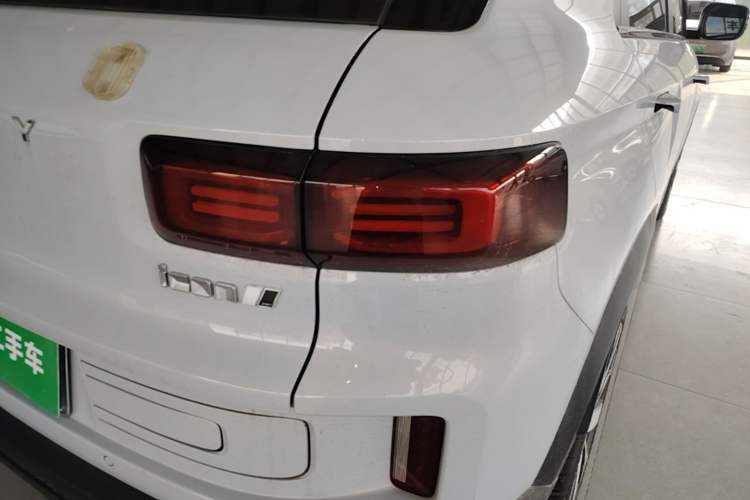 Used Geely Auto icon 2023 1.5TD Star Player Right Rear Taillight