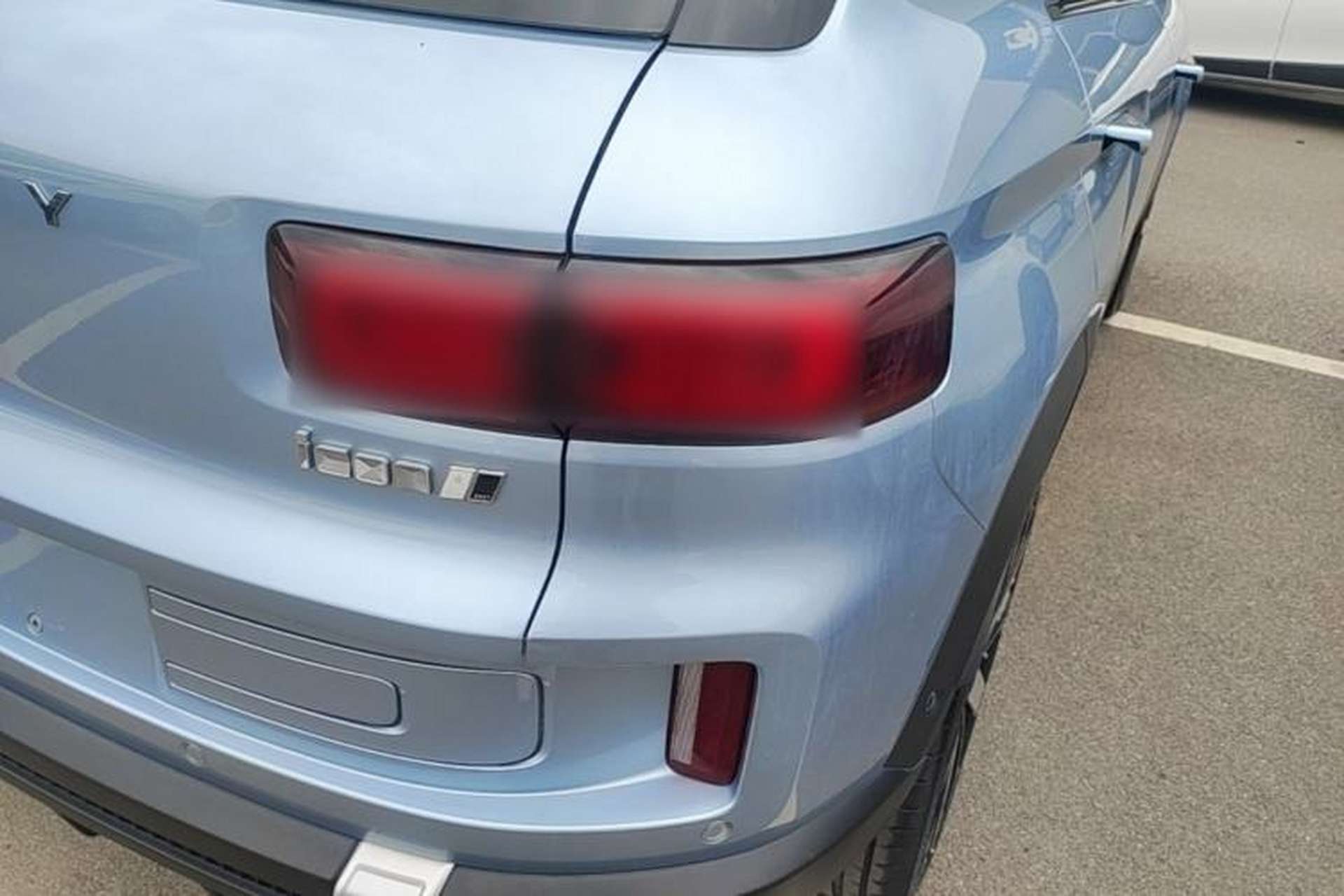Used Geely Auto icon 2023 1.5TD Chocolate Luxe Edition Right Rear Taillight