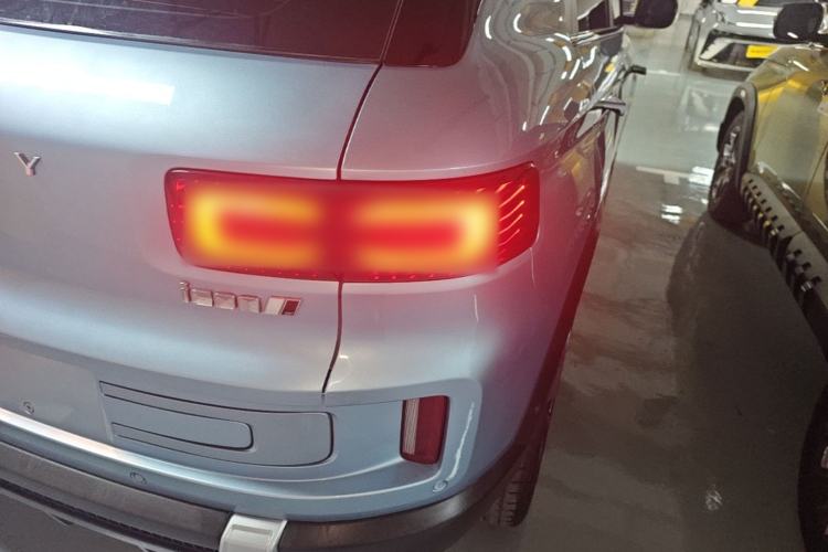 Used Geely Auto icon 2023 1.5TD Chocolate Luxe Edition Right Rear Taillight