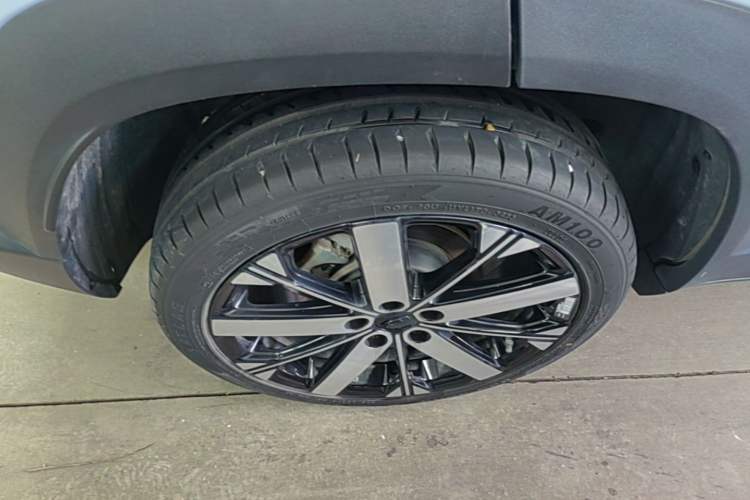 Used Geely Auto icon 2023 1.5TD Star Player Right Rear Wheel Hub
