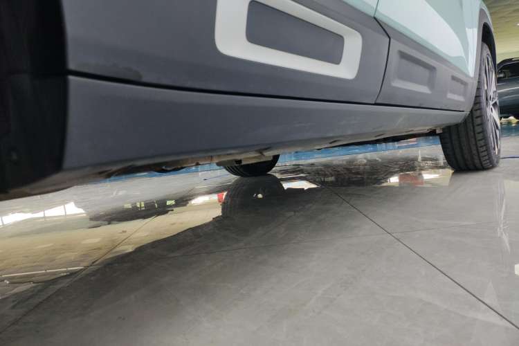 Used Geely Auto icon 2023 1.5TD Chocolate Luxe Edition Right Side Sill