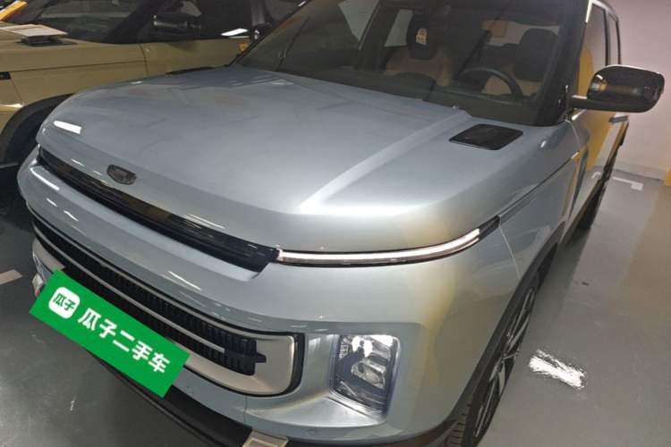 Used Geely Auto icon 2023 1.5TD Chocolate Luxe Edition Guazi used car, China used car export, Used car for sale, Used  cars, Cheapest cars for sale