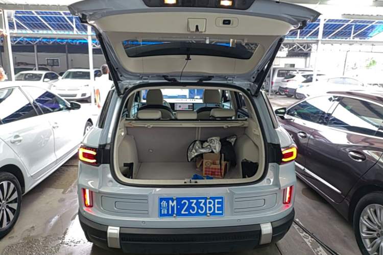 Used Geely Auto icon 2023 1.5TD Star Player Trunk
