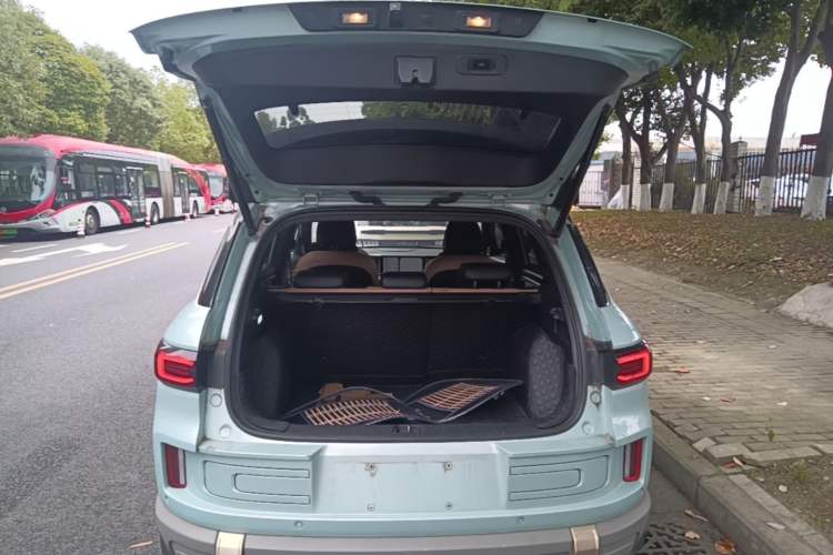 Used Geely Auto icon 2023 1.5TD Chocolate Luxe Edition Trunk