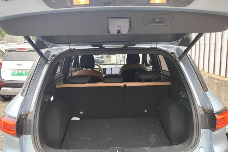 Used Geely Auto icon 2023 1.5TD Chocolate Luxe Edition Trunk