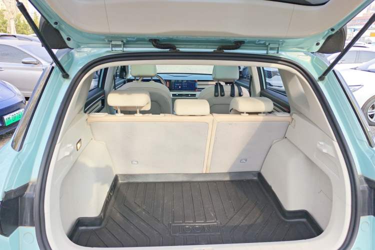 Used Geely Auto icon 2023 1.5TD Chocolate Smoothie Edition Trunk