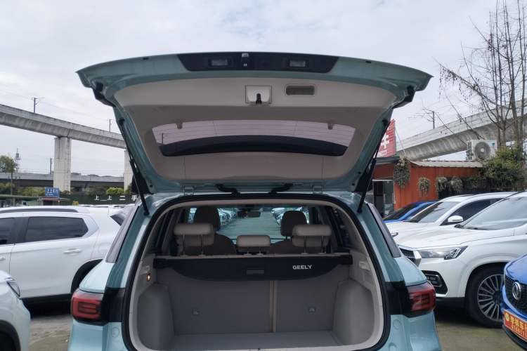 Used Geely Auto icon 2023 1.5TD Chocolate Smoothie Edition Trunk