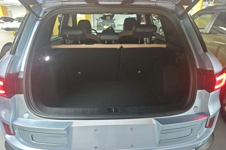 Used Geely Auto icon 2023 1.5TD Chocolate Luxe Edition Trunk