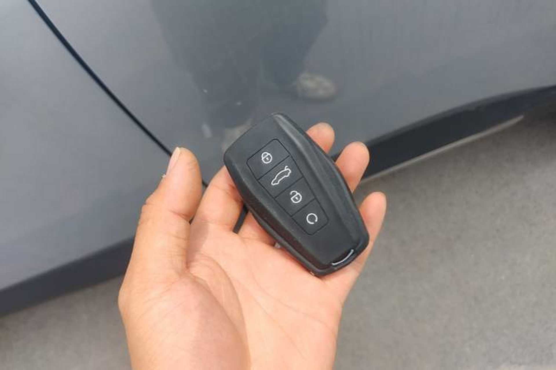 Used Geely Auto icon 2023 1.5TD Chocolate Luxe Edition Vehicle Key