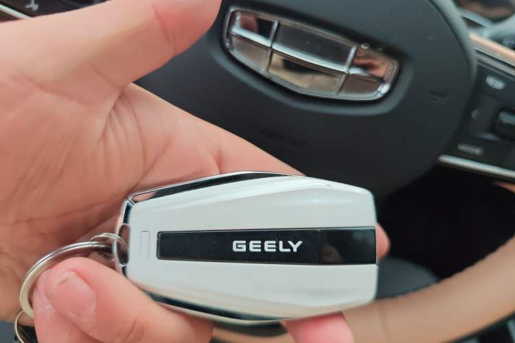 Used Geely Auto icon 2023 1.5TD Chocolate Smoothie Edition Vehicle Key