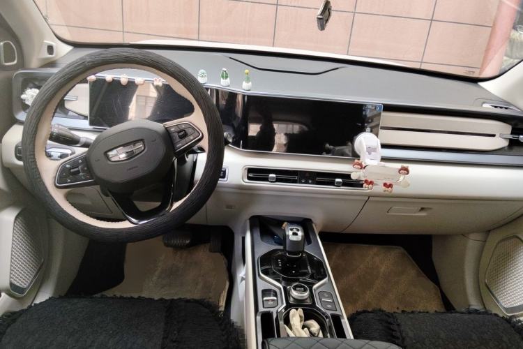Used Geely Auto icon 2023 1.5TD Chocolate Luxe Edition Center Console