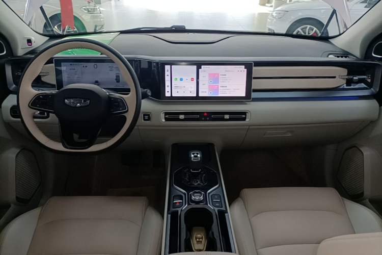 Used Geely Auto icon 2023 1.5TD Chocolate Luxe Edition Center Console