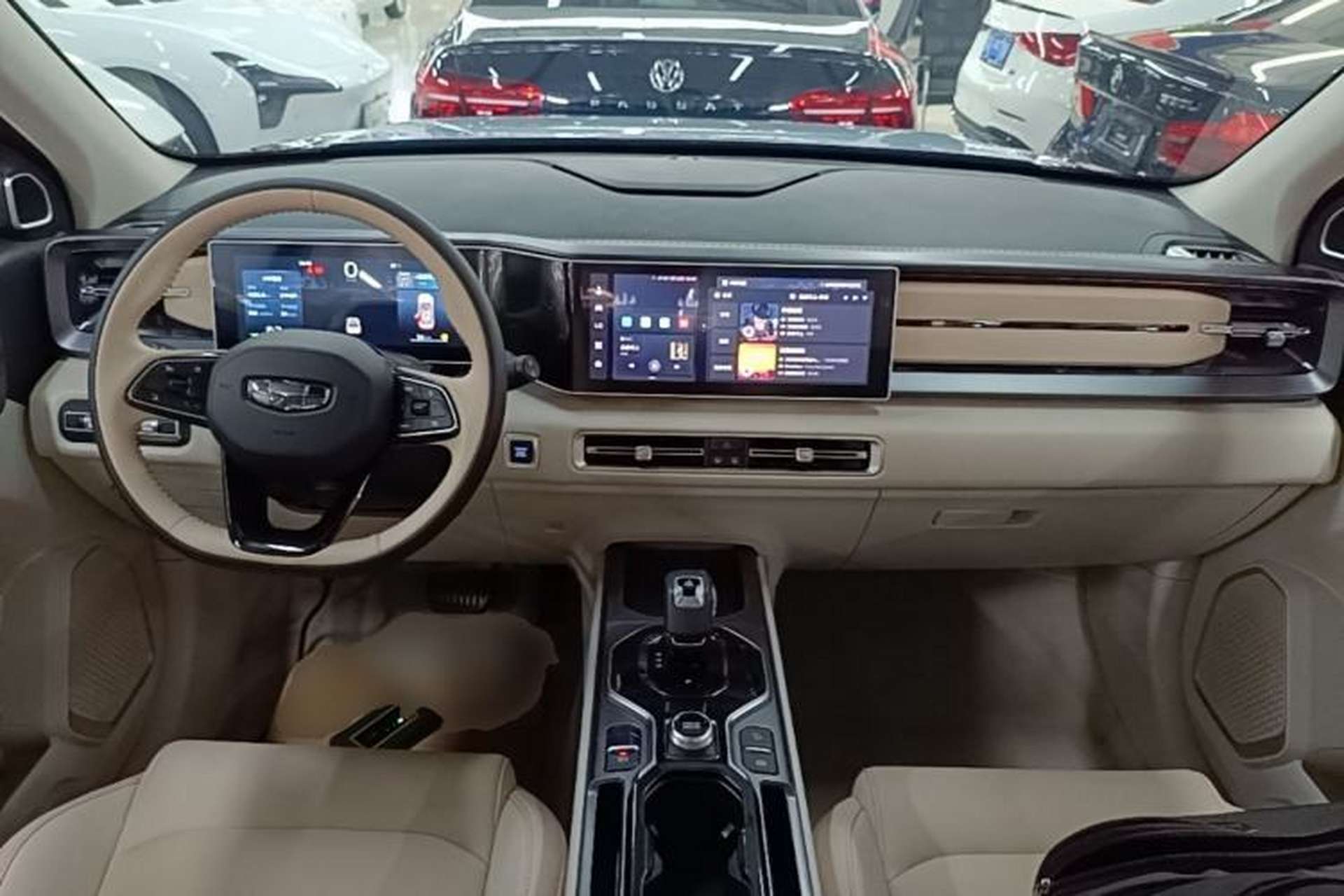 Used Geely Auto icon 2023 1.5TD Chocolate Smoothie Edition Center Console