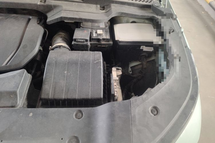 Used Geely Auto icon 2023 1.5TD Chocolate Luxe Edition Engine Bay Left