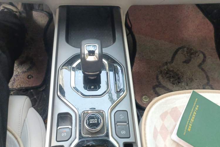 Used Geely Auto icon 2023 1.5TD Chocolate Smoothie Edition Gear Lever