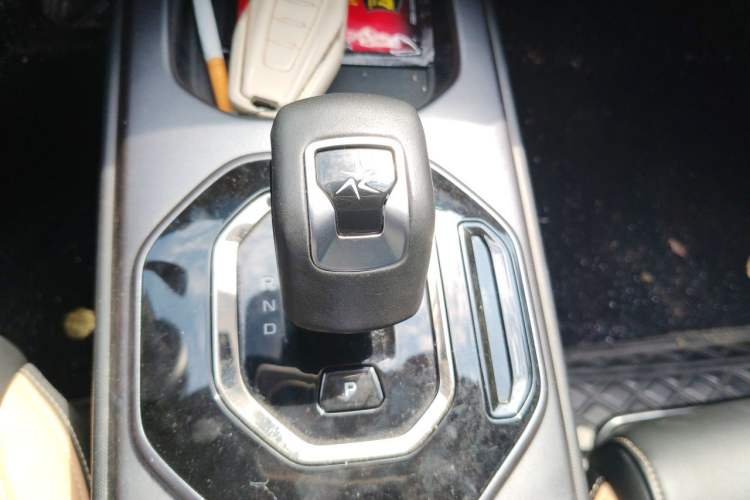 Used Geely Auto icon 2023 1.5TD Chocolate Smoothie Edition Gear Lever