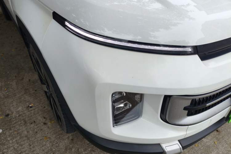 Used Geely Auto icon 2023 1.5TD Chocolate Smoothie Edition Right Front Headlight