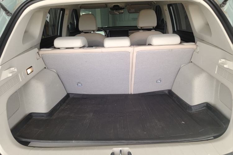 Used Geely Auto icon 2023 1.5TD Chocolate Luxe Edition Trunk