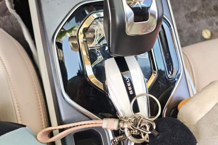 Used Geely Auto icon 2023 1.5TD Chocolate Smoothie Edition Vehicle Key