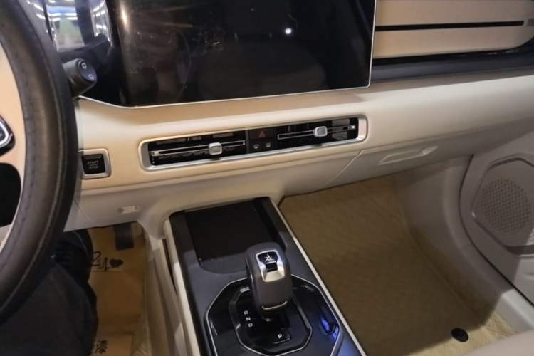 Used Geely Auto icon 2023 1.5TD Chocolate Smoothie Edition Audio And AC Panel