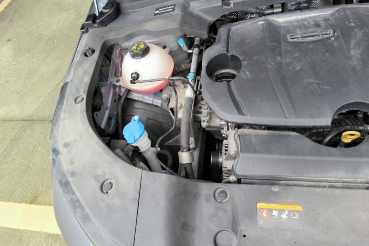 Used Geely Auto icon 2023 1.5TD Chocolate Luxe Edition Engine Bay Right