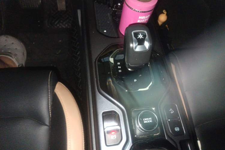 Used Geely Auto icon 2023 1.5TD Chocolate Smoothie Edition Gear Lever