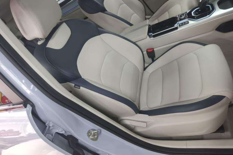 Used Geely Auto icon 2023 1.5TD Star Player Right Front Seat