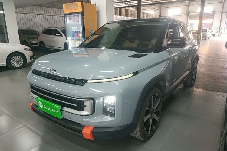 Used Geely Auto icon 2023 1.5TD Chocolate Luxe Edition Guazi used car, China used car export, Used car for sale, Used  cars, Cheapest cars for sale