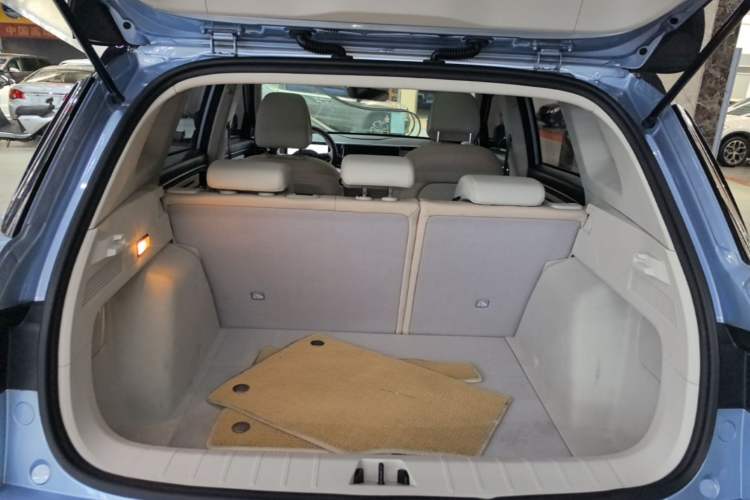 Used Geely Auto icon 2023 1.5TD Chocolate Smoothie Edition Trunk