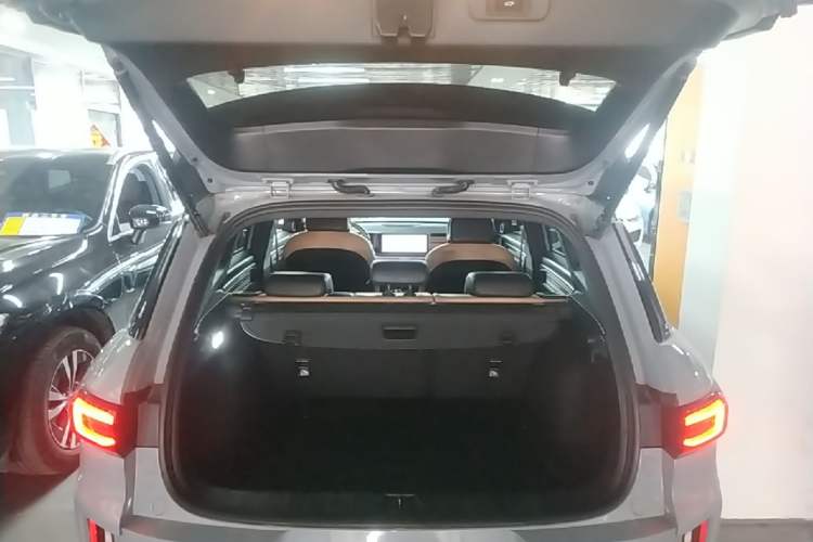Used Geely Auto icon 2023 1.5TD Chocolate Luxe Edition Trunk