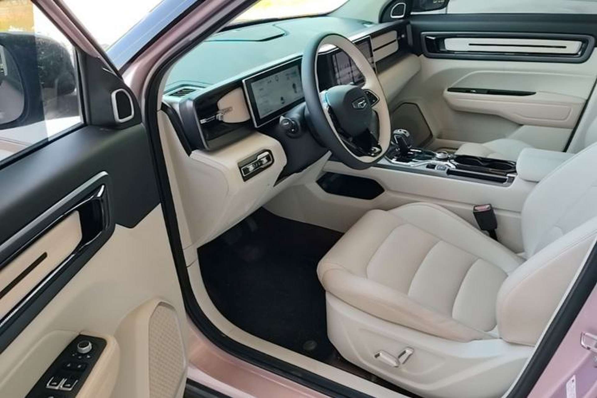 Used Geely Auto icon 2023 1.5TD Chocolate Smoothie Edition Driver Seat