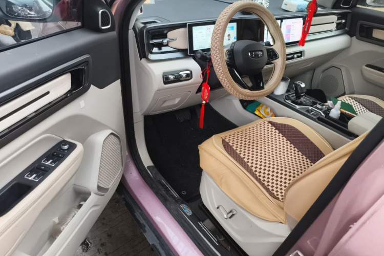 Used Geely Auto icon 2023 1.5TD Chocolate Luxe Edition Driver Seat