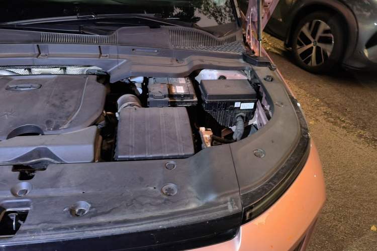 Used Geely Auto icon 2023 1.5TD Chocolate Luxe Edition Engine Bay Left
